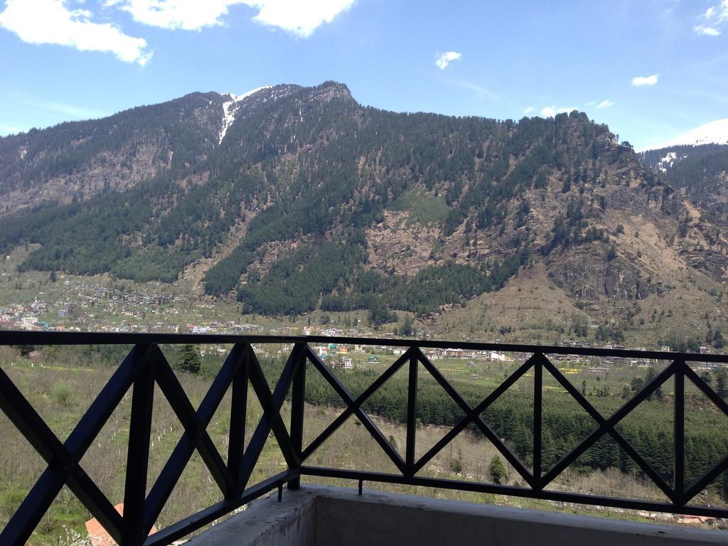 Hotel Ridge View Manāli Kültér fotó